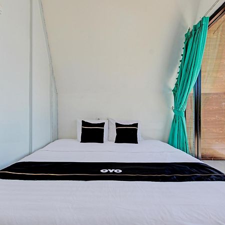 Palette 93389 Osanna Beach Resort Wonogiri Exterior foto