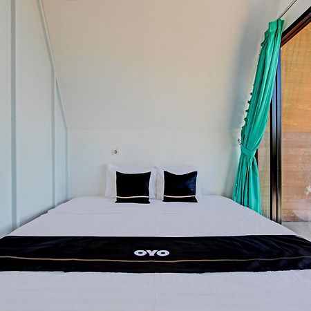 Palette 93389 Osanna Beach Resort Wonogiri Exterior foto